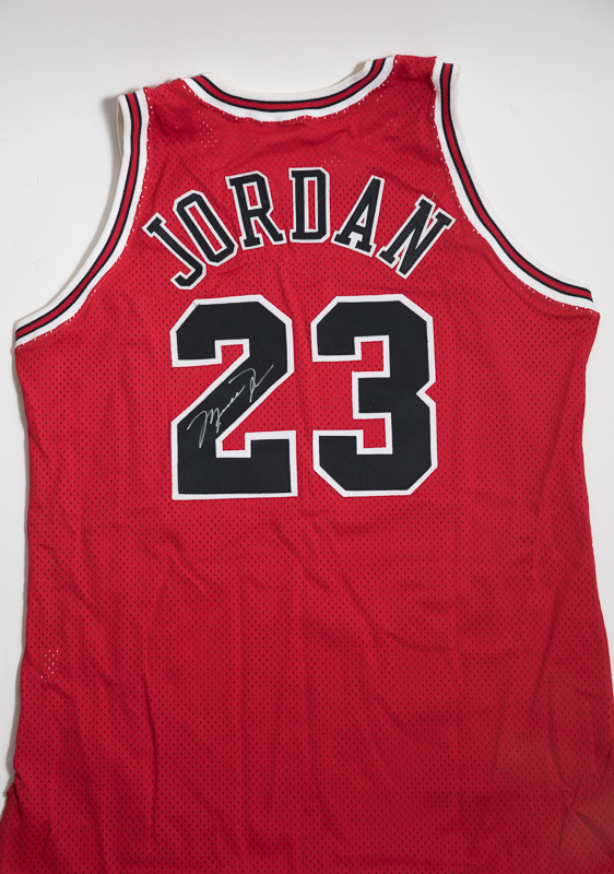 michael jordan jersey foot locker