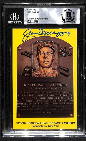 Joe DiMaggio Autographed Hall Of Fame Plaque Post Card - Beckett Authentic