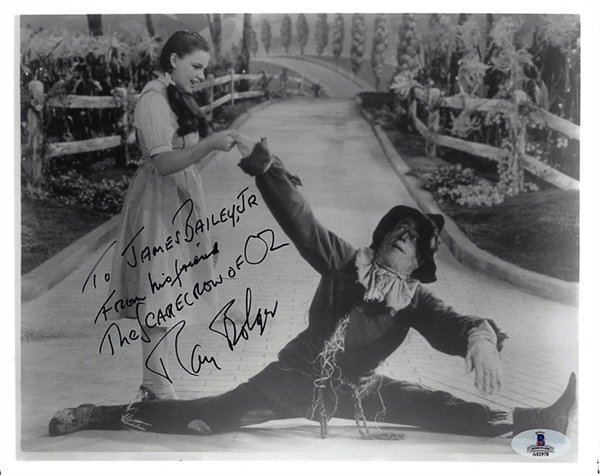 Ray Bolger (Wizard Of Oz) Signed 8x10 Photo - Beckett LOA