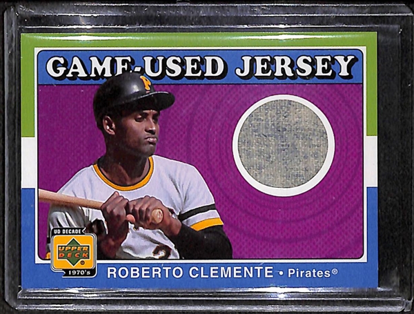 Lot of 4 Roberto Clemente Jersey & Bat Cards