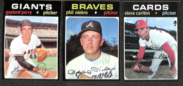 Lot of 750+ 1970-1971 Topps Baseball Cards w. Reggie Jackson