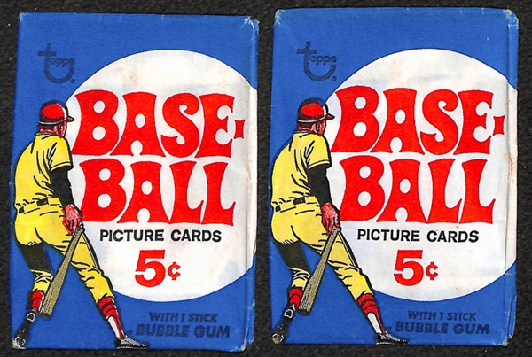 Lot of 1500+ Assorted 1969 Topps Baseball Cards w. Phil Niekro, Jim Bunning, Etc.