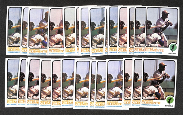 Lot of 32 Roberto Clemente 1973 Topps Cards (#50) - High Grade