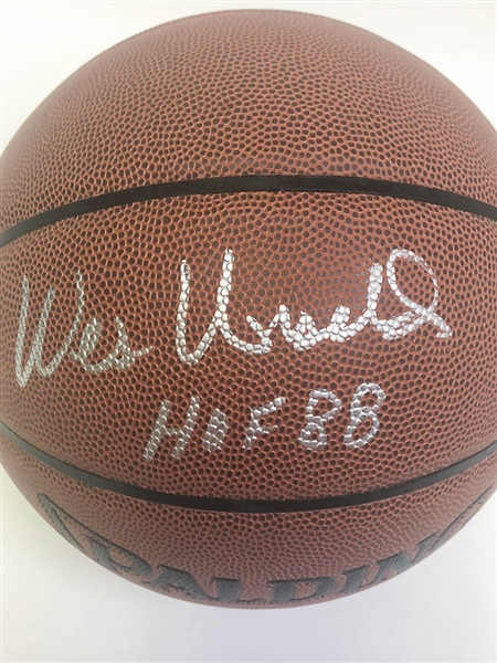 Wes Unseld Signed Spalding Basketball 