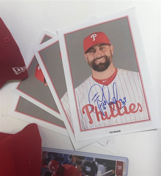 Phillies Autographed Memorabilia Lot w. Ryan Howard
