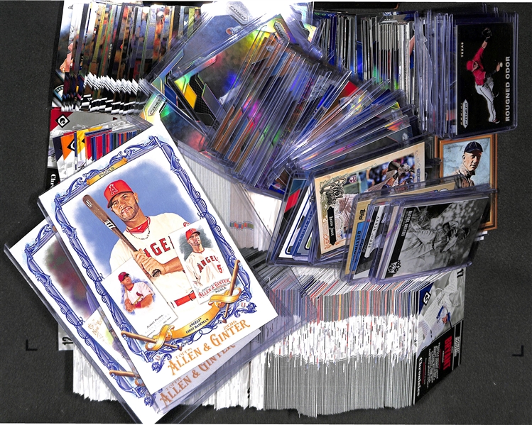 Large Lot Of Baseball Base & Star Cards w. Ohtani