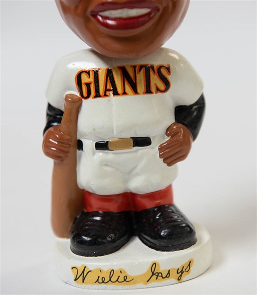 1961-63 Willie Mays Bobble Head - White Oval Base w. Bat In Right Hand - Includes Vintage Box