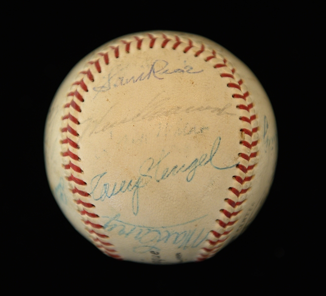 Official NL W. Giles Baseball Signed By Pie Traynor, C. Gehringer, L. Waner, Stengel, S. Rice, M. Carey, Ruffing, Grove, Schalk, Roush, L. Appling, Covaleski, B. Terry (JSA LOA) 