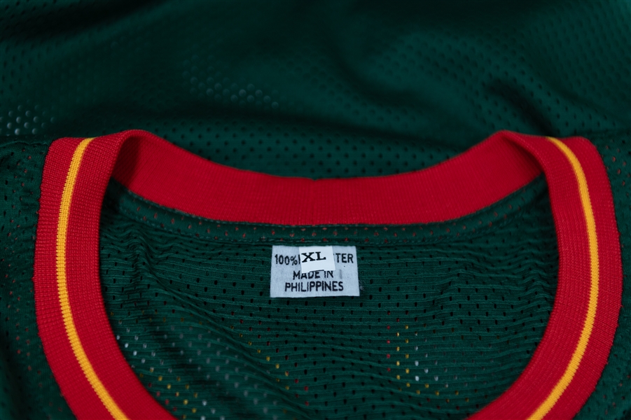 Gary Payton Signed Supersonics Jersey - Beckett Authentic