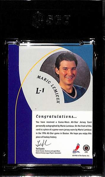 1998-99 Be A Player Mario Lemieux Playoff Legend Material Autograph Patch Graded SGC 8.5 (10 Auto)