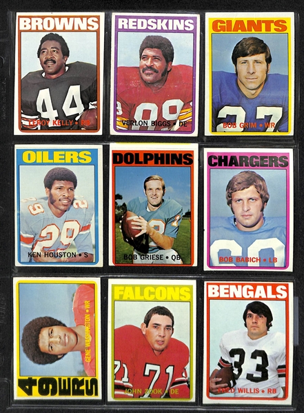 Lot Of 275 Different Football Cards From 1970-1972