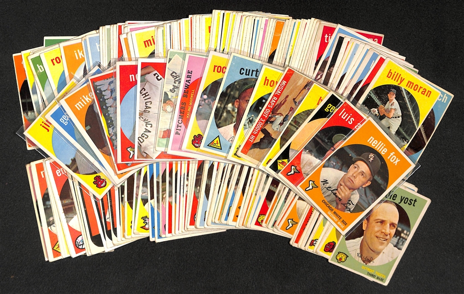 Lot Of 200 Different 1959 Topps Baseball Cards 