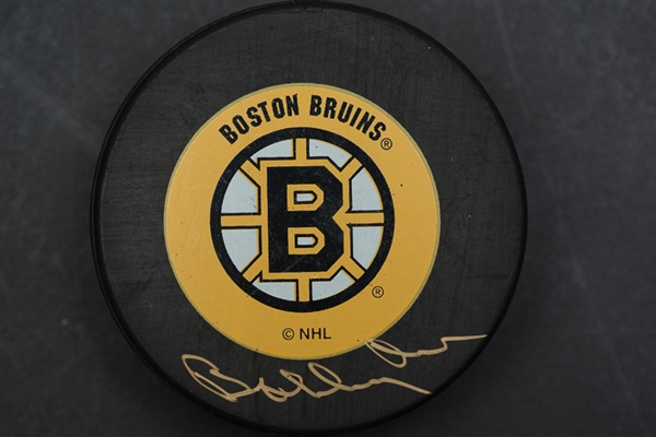 Bobby Orr Signed Boston Bruins Hockey Puck - JSA