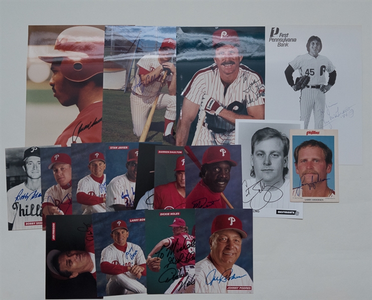 Lof of 17 Philadelphia Phillies Signed 4x6 Cards and Photos