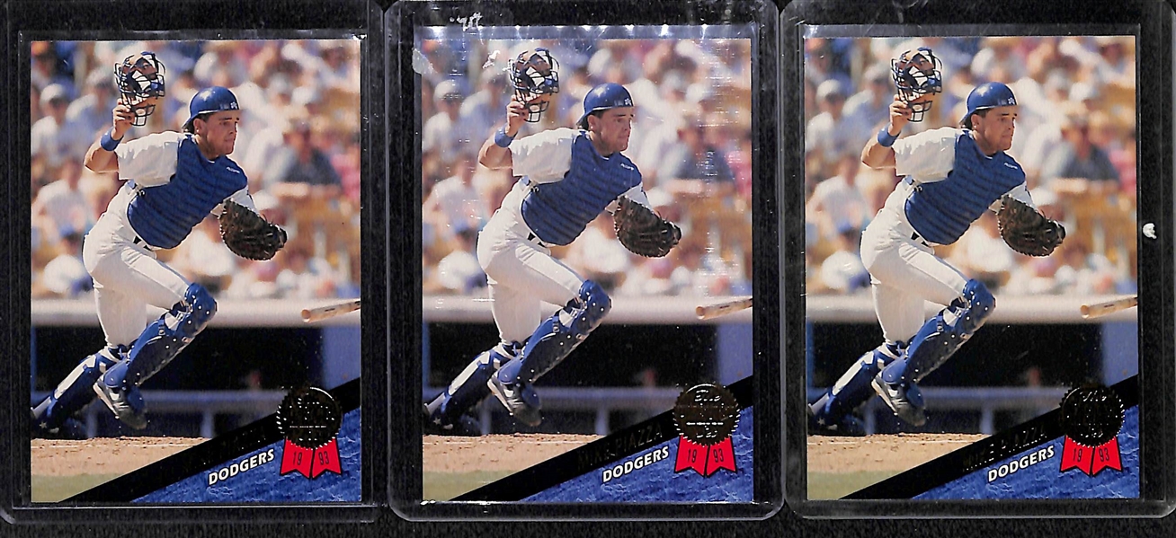 Lot of 28 - 1993 Mike Piazza Rookie Cards