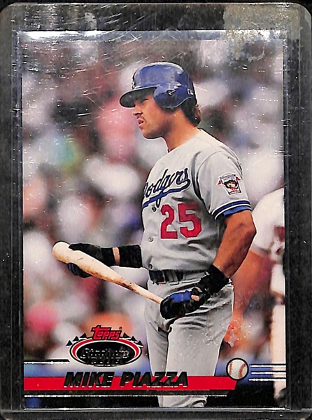 Lot of 28 - 1993 Mike Piazza Rookie Cards