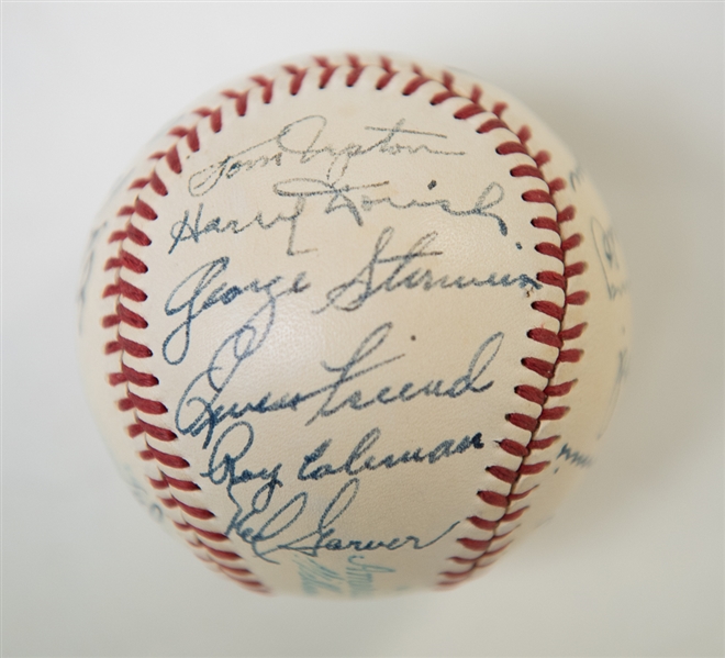 1950 St. Louis Browns team Signed Baseball (NM) With 23 Signatures (inc. 2 clubhouse)