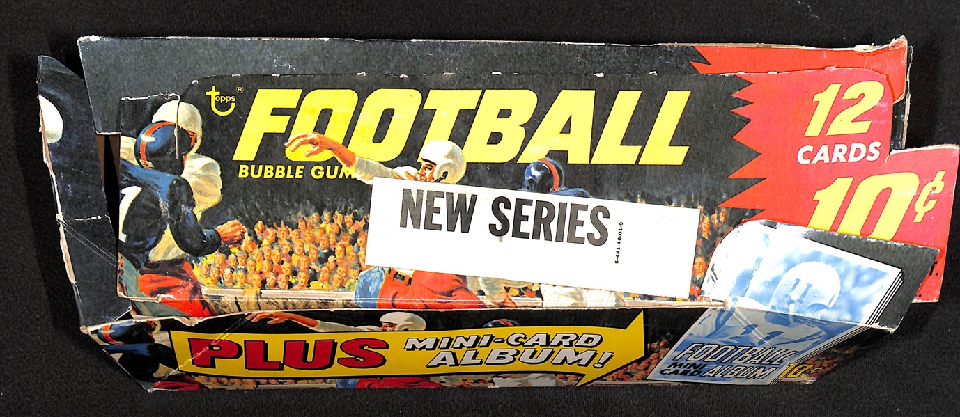 Lot Of 160 Pack-Fresh 1969 Topps Football Cards w. Original Box (Second Series)
