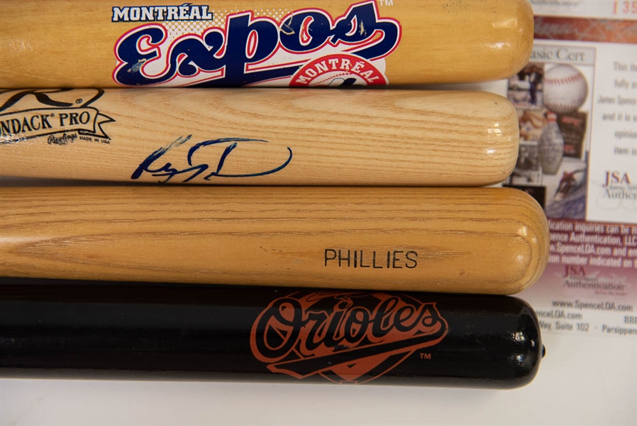 Lot Of 6 Baseball Mini Bats w. Ryan Howard Autograph - JSA
