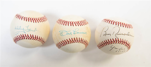 Lot of 3 Yankees Signed Baseballs w. Ford & Larsen