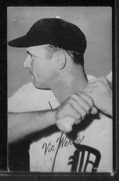 Lot of 28 1939-1962 Exhibit Cards w. Stan Musial