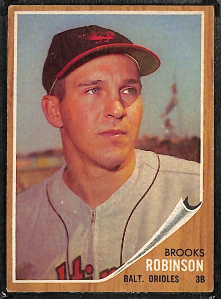 Lot of 3 Brooks Robinson Vintage Cards 