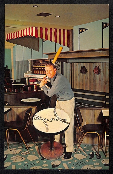 Lot of 1960s Mickey Mantle Items (1962 Holiday Inn Post Card and 2 Mantle Bat Pens)