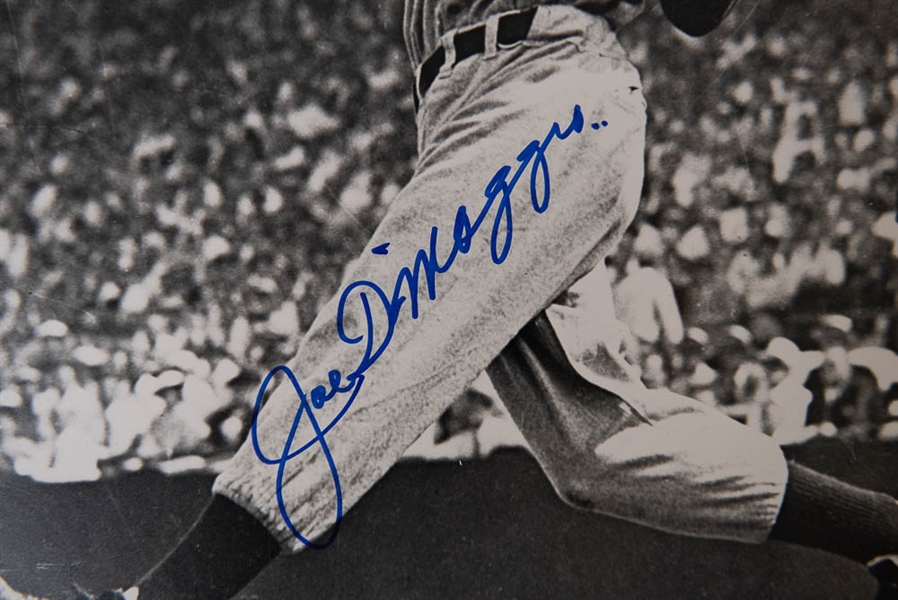 Joe DiMaggio Signed 16x20 Photo