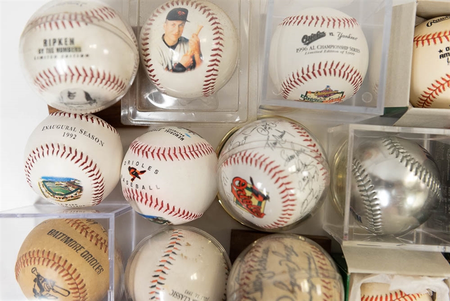 Lot of 18 Orioles Commemorative Baseballs
