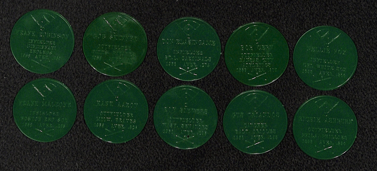 Lot of (10) 1959 Armour Coins (Green Versions) - 10 Players Inc. Aaron, N. Fox, Ashburn