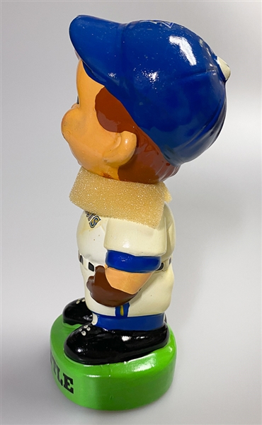 1984 Seattle Mariners Player Bobblehead with Bat & Glove - Green Round Base - w. Box