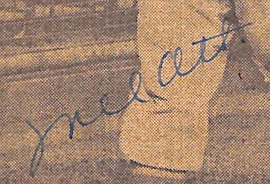 Mel Ott Signed 3.5x5.5 1940s Newspaper Clipping - JSA Auction Letter