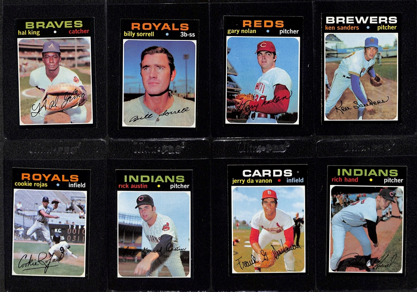 30-Pack Fresh Cards From 1971 Topps Cello Pack (Cards Placed in Card Savers) - Comes w/ Original Gum