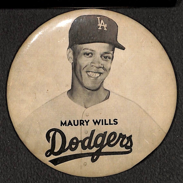 VERY RARE 1960s Maury Wills and Willie Davis 3.5 PM10 Stadium Pins