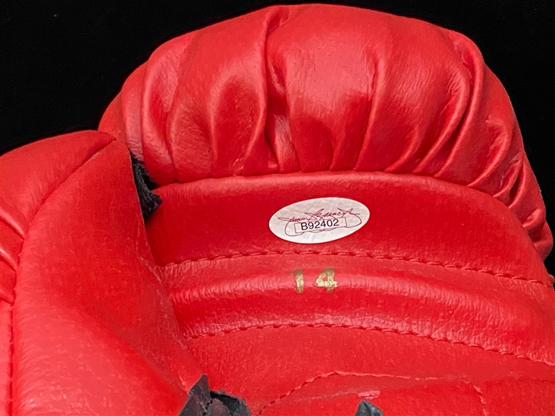 Everlast Boxing Glove Signed by Pete Rose & Bud Harrelson - JSA LOA
