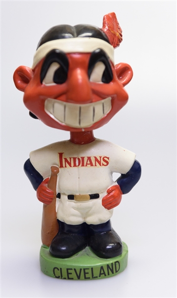 1960s Cleveland Indians Green Circle Base Mascot Indian Head Wahoo Bobble Head