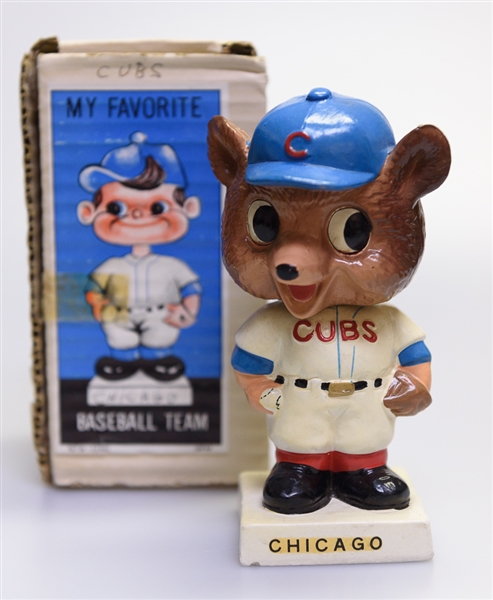 Early 1960s Chicago Cubs White Square Base Mascot Bear Head w. Original Box