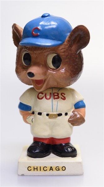 Early 1960s Chicago Cubs White Square Base Mascot Bear Head w. Original Box