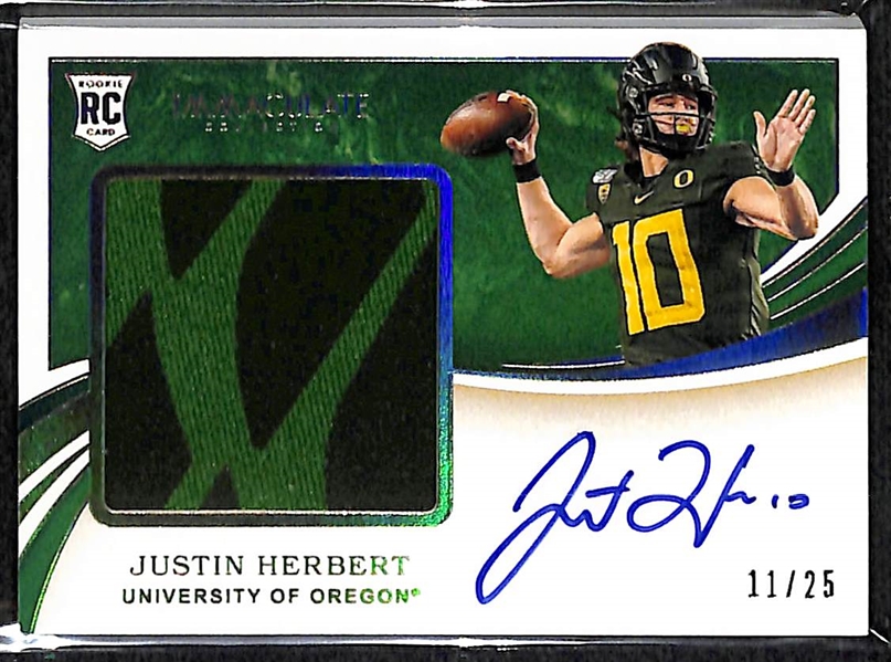 2020 Panini Immaculate Collegiate Football Justin Herbert Rookie Patch Autograph (#11/25)