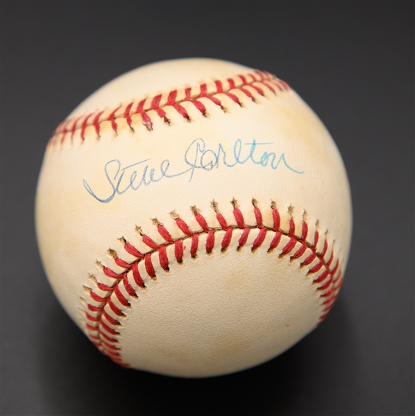 Steve Carlton Signed Official NL Baseball (JSA Auction LOA)