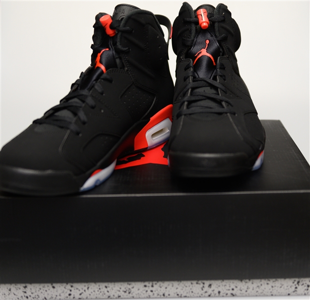 2018 Nike Air Jordan 6 Retro Black Infrared - Size 13 (Jordan's Actual Size)