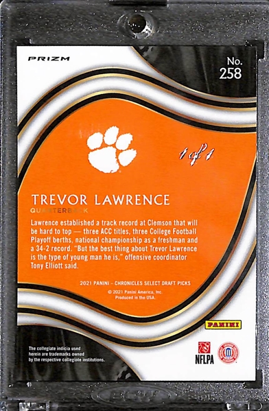 2021 Panini Chronicles Select Draft Picks Field Level Gold Vinyl Trevor Lawrence Rookie Card #1/1