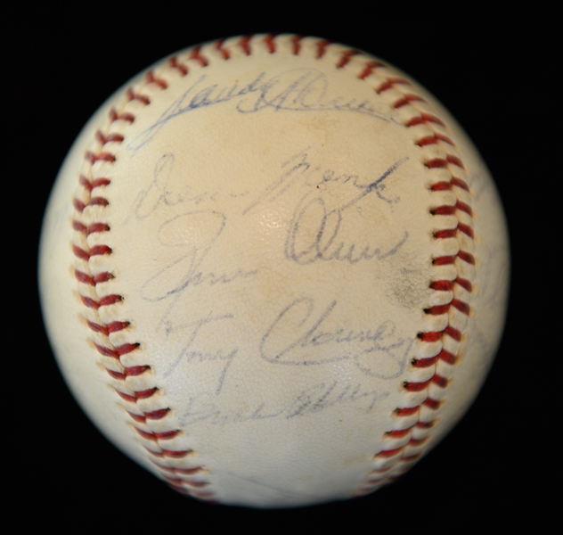 Official NL W. Giles Baseball Signed By 1964 Milwaukee Braves Team (22 Signatures inc. E. Mathews, Wyatt, P. Niekro, Carty, Alomar,  Joe Torre, +)! (JSA Auction Letter)