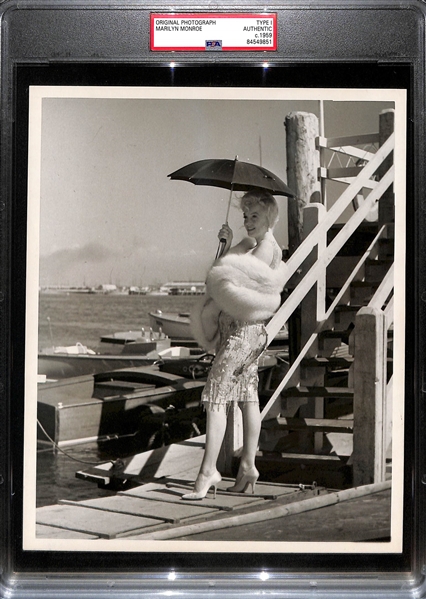 Rare 1959 Marilyn Monroe Type 1 Photo (~8x10) - Publicity Shot for Movie Some Like It Hot - Waiting for Tony Curtis' Yacht