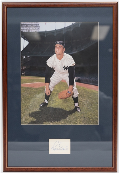 Framed and Matted Roger Maris Cut with Photo (Full JSA LOA) - 11.5x17 Framed
