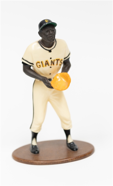 Late 1950s Willie Mays Hartland Figurine - Attached to Custom Wooden Oval Base