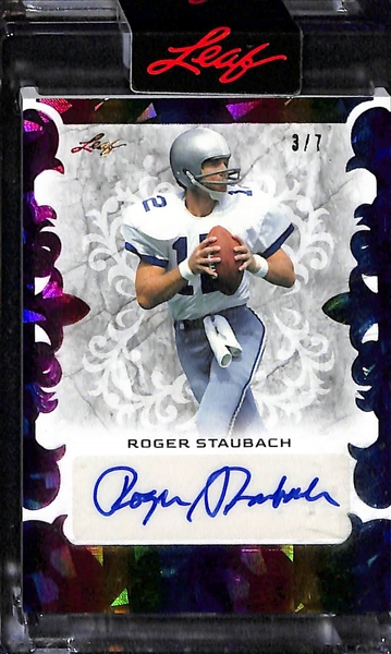 Lot of (2) 2023 Leaf Hall of Fame Football Autographs inc Vibrance Randy Moss (#/20), Superlative Roger Staubach (#/7)