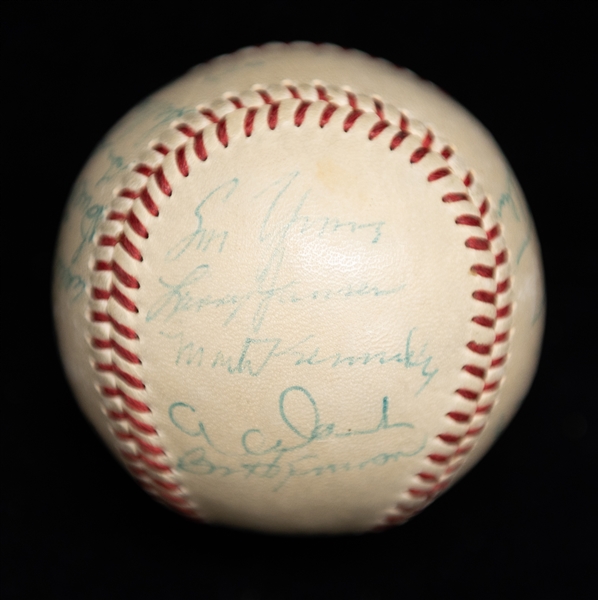 1952 New York Giants Team Signed Baseball - 24 Total Signatures - w. Monte Irvin & Hoyt Wilhelm - Full JSA Letter of Authenticity