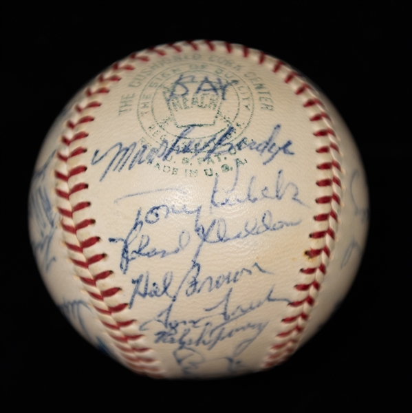 1962 New York Yankees Team Signed Baseball - 27 Signatures w. Roger Maris - PSA/DNA Letter Of Authenticity