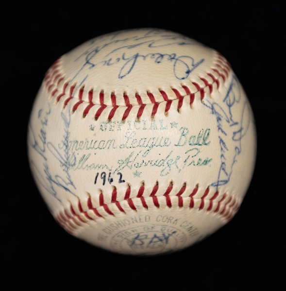 1962 New York Yankees Team Signed Baseball - 27 Signatures w. Roger Maris - PSA/DNA Letter Of Authenticity